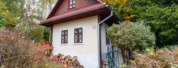 NA PREDAJ 200 ROČNÝ RODINNÝ DOM V MESTE VRANOV NAD TOPĽOU