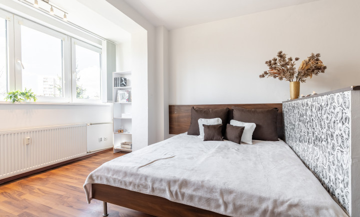 PRENAJATÉ!!! - VEĽKÝ 1 izbový byt  - Jantárova - 46 m2