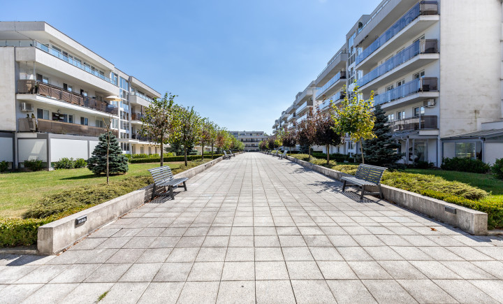 NA PREDAJ MODERNÝ 2 IZBOVÝ BYT S VÝHĽADOM NA LES | 62m² + 15m² LOGGIA | BOROVICOVÝ HÁJ