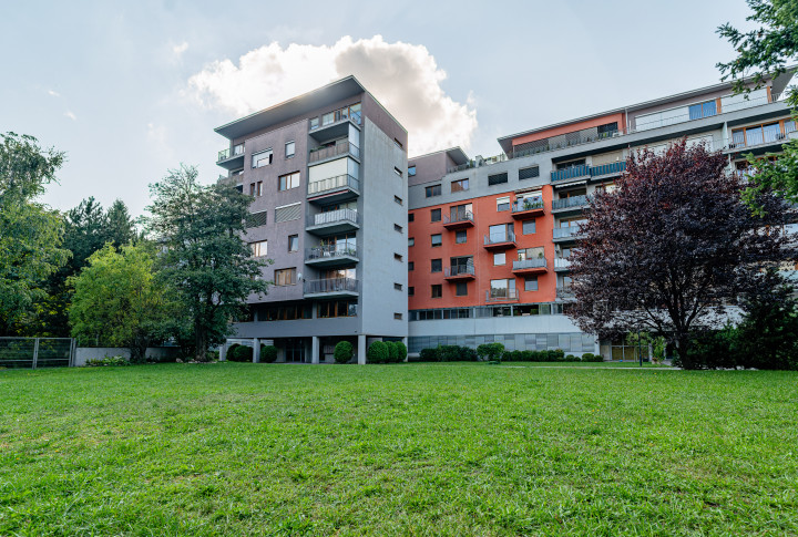 NA PREDAJ PRIESTRANNÝ 2 IZBOVÝ BYT S TERASOU V NOVOSTAVBE | UL. OBRODY | 68m2 + 9m2 TERASA