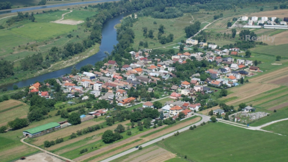 Na predaj stavebný pozemok, obec Vajkovce, Košice okolie