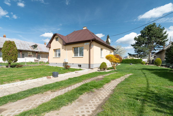 Rodinný dom, Čaňa, 1725 m2,